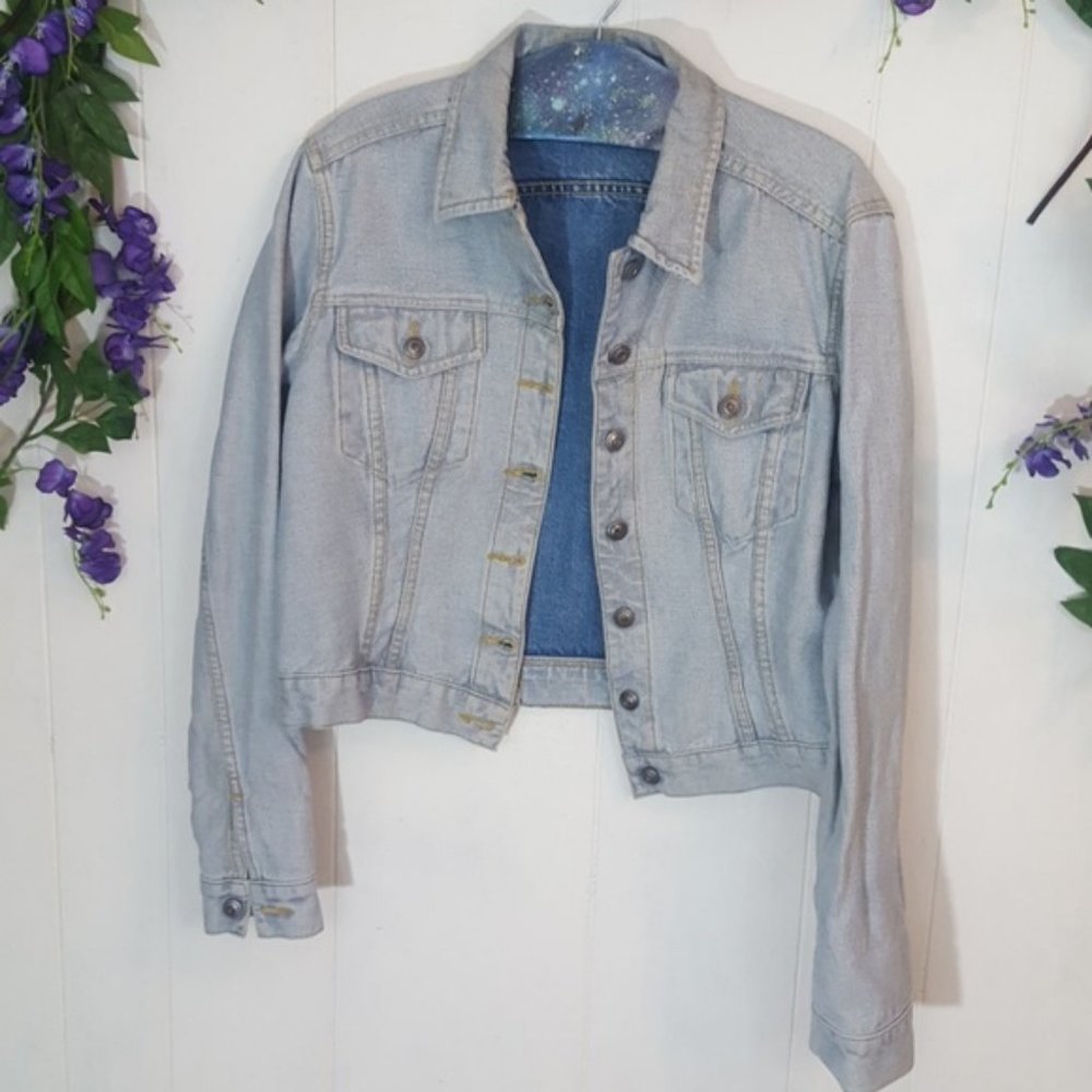 VTG French Connection Jean Jacket Vintage silver buttons Light Wash Classic